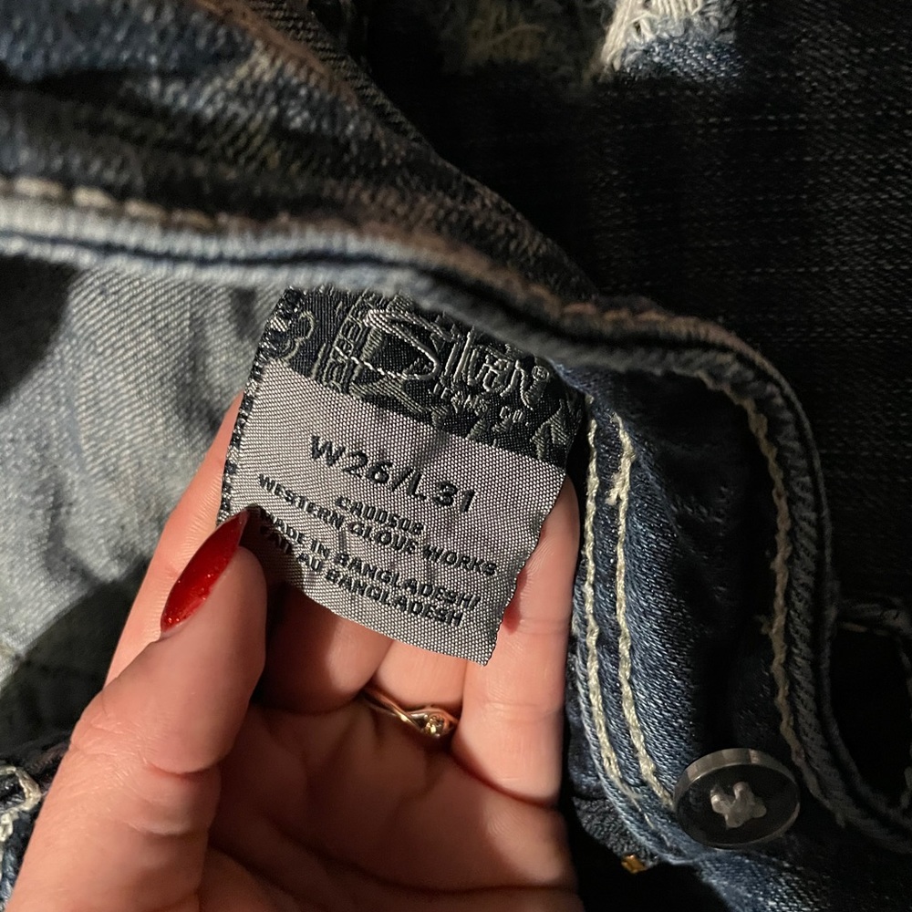 Silver Jeans - Picture 2 of 3